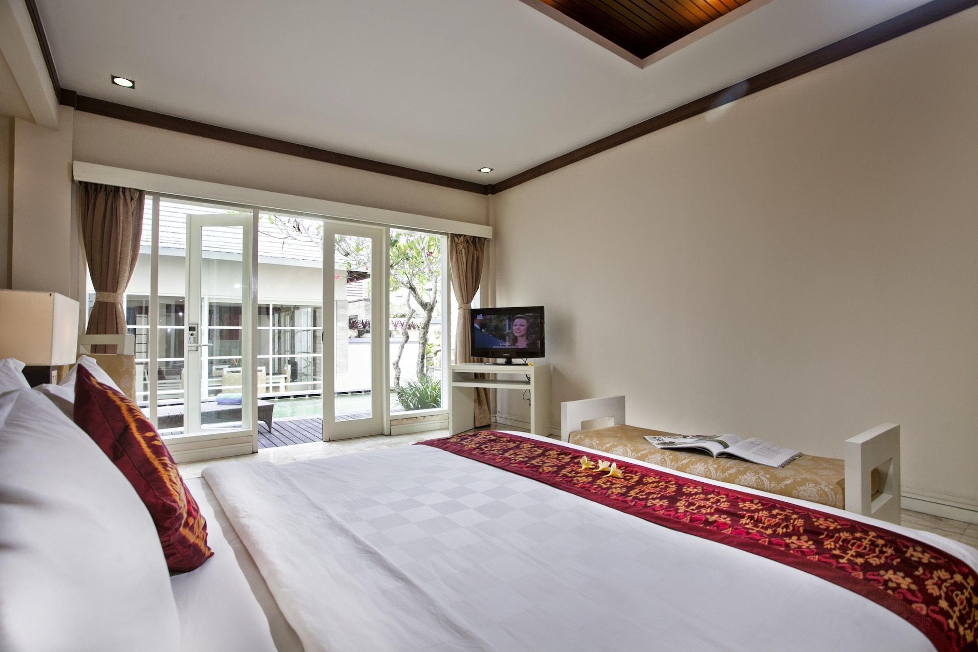 Bugan Villas Seminyak Esterno foto