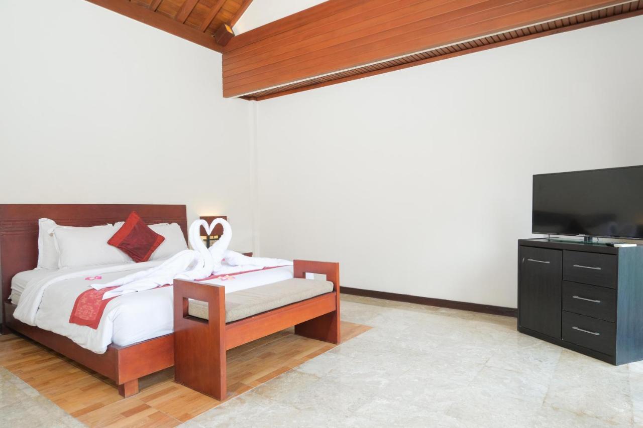 Bugan Villas Seminyak Esterno foto