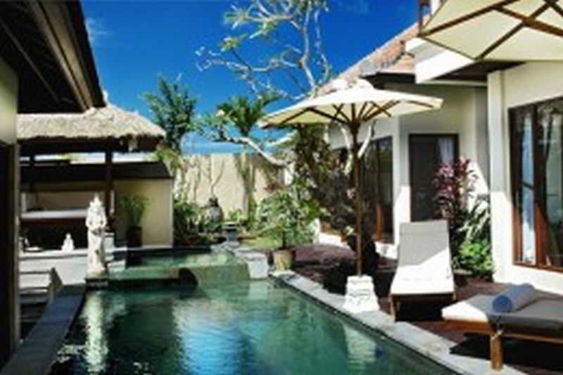 Bugan Villas Seminyak Esterno foto