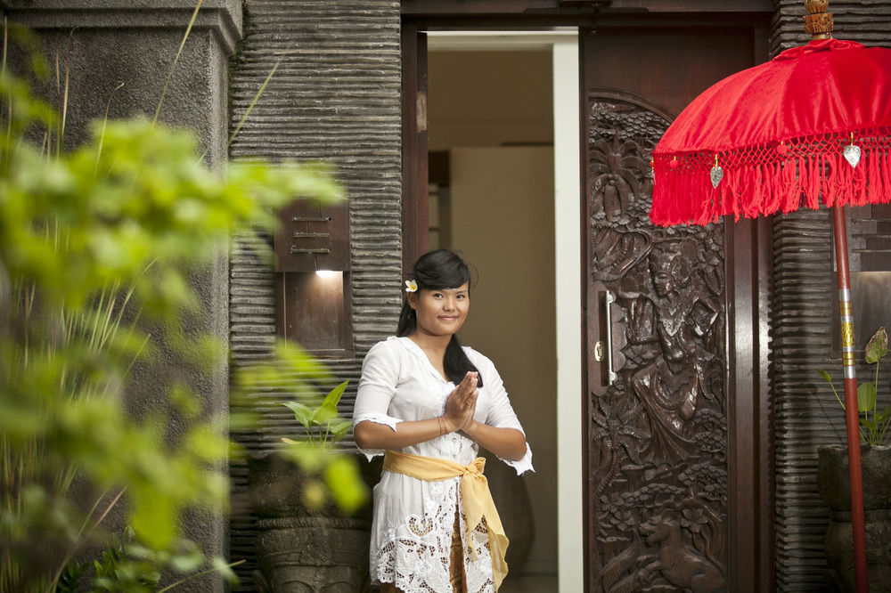 Bugan Villas Seminyak Esterno foto