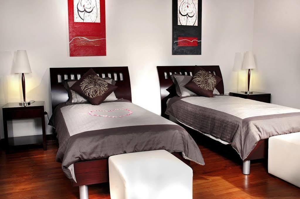 Bugan Villas Seminyak Esterno foto
