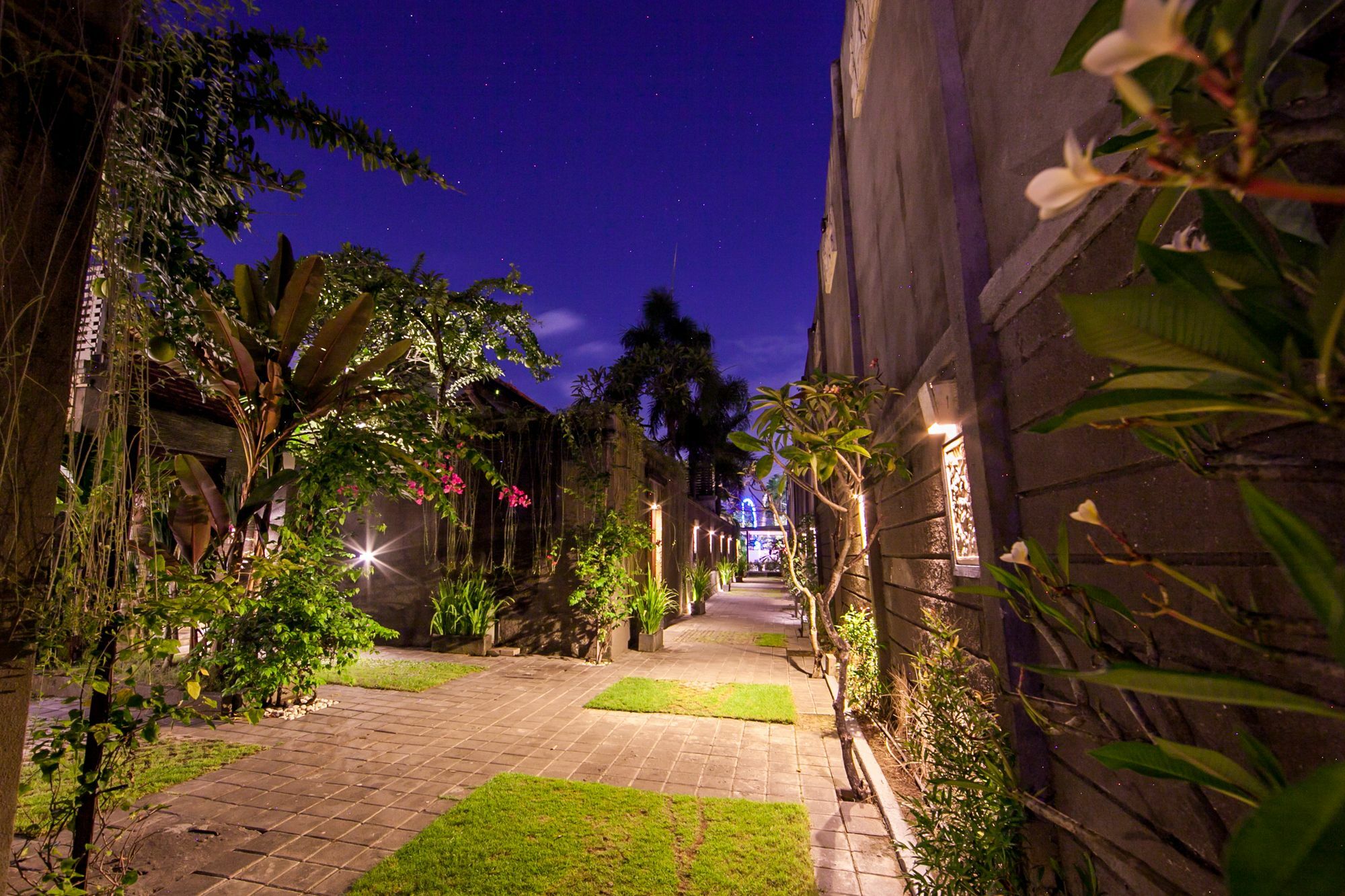 Bugan Villas Seminyak Esterno foto